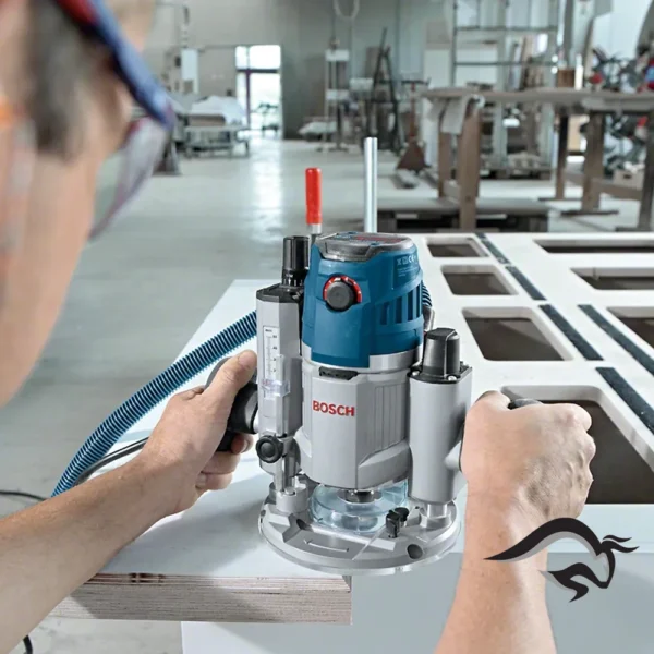 0601.624.0E0-000-4.webp Ruteadora 1/2" - 1/4" 1600W 76 mm Bosch GOF 1600 CE 0601.624.0E0-000