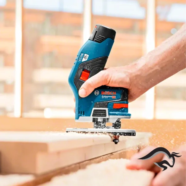 0601.6B0.0L0-000-5.webp Ruteadora 12V 6 mm/8 mm/1/4" Baretool (Sin baterías ni cargador) Bosch GKF 12V-8 0601.6B0.0L0-000