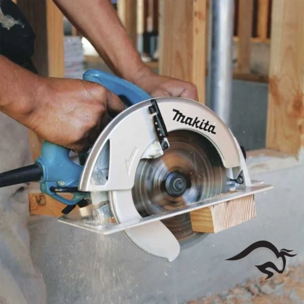 Sierra Circular 7 1/4" (184mm) 1800W Corte en 90° 63.5mm Makita 5007NK