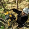 Motosierra Inalambrica 20V MAX XR 12 Baretool (Sin Bateriass ni Cargador) Dewalt DCCS620B