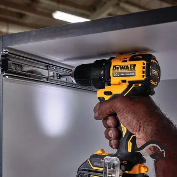 DCD708D2-B2-5.webp Taladro Atornillador 1/2" 20V XR 65Nm Atomic 2 Bat 2.0 Ah Dewalt DCD708D2-B2