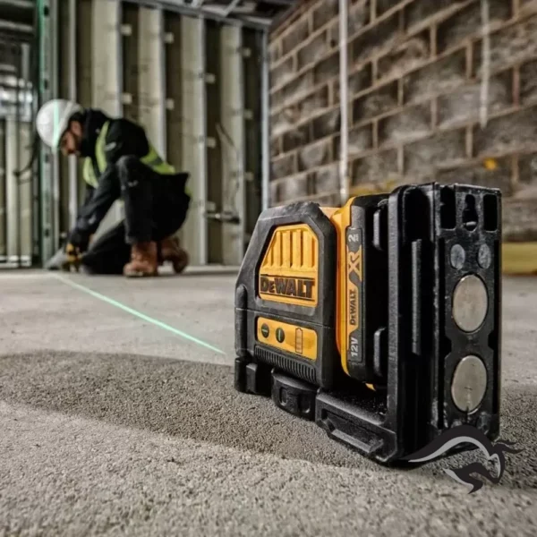 DCE088D1G-QW-4.webp Nivel Láser de Líneas Cruzadas Luz Verde 12 V 15 Mts Dewalt DCE088D1G-QW
