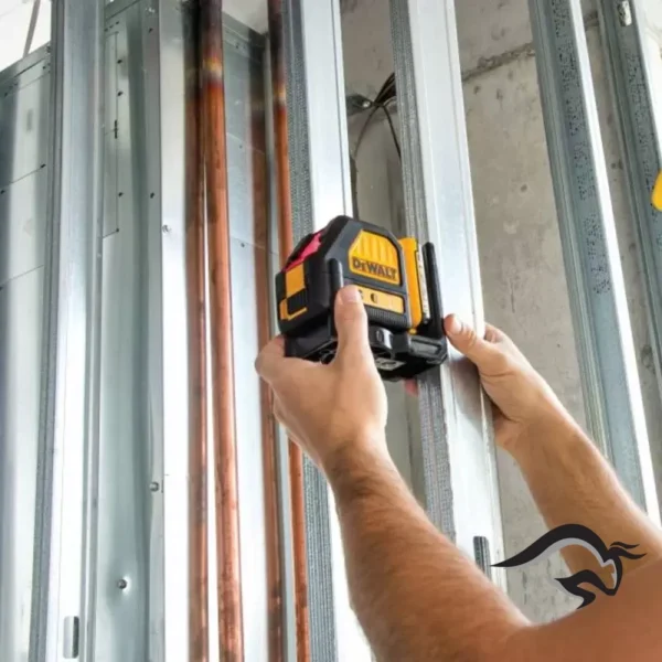 DCE088D1R-QW-4.webp Nivel Láser de Líneas Cruzadas Luz Roja 12 V 15 Mts Dewalt DCE088D1R-QW