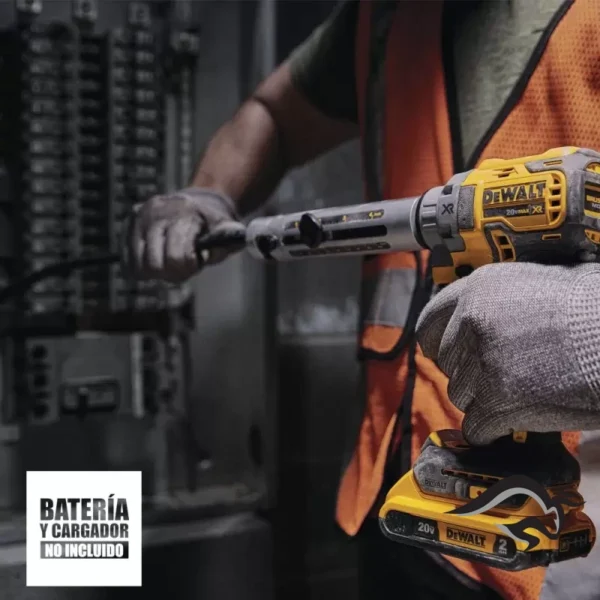 Pelacable Autoajustable 20 V Xr (Sin Baterias / Sin cargador) Dewalt DCE151B