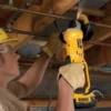 DCG412M2-B2-6.webp Amoladora Angular 4 1/2" 20V Max Incl 2 Bat + Carg Dewalt DCG412M2-B2