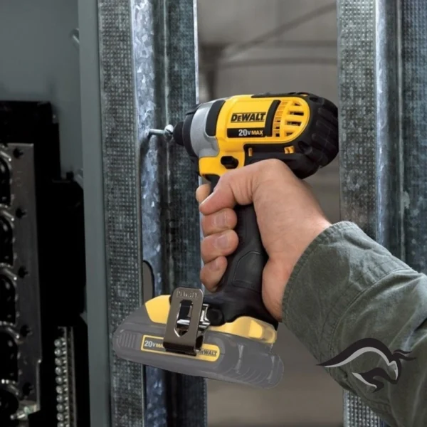 Taladro Percutor 1/2" + Atornillador de Impacto 1/4" 20V Dewalt DCK222D2-B2