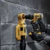 DCK223D2-B2-8.webp Taladro Percutor 1/2" + Atornillador de Impacto 1/4" 20V Brushless 2 Bat 2.0 Ah Dewalt DCK223D2-B2