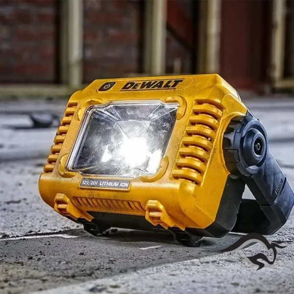 DCL077B-7.webp Linterna de Trabajo 12V / 20V 360° 2000Lm Baretool Dewalt DCL077B