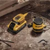 DCR008-6.webp Mini Parlante Bluetooth 12V / 20V USB-C Dewalt DCR008