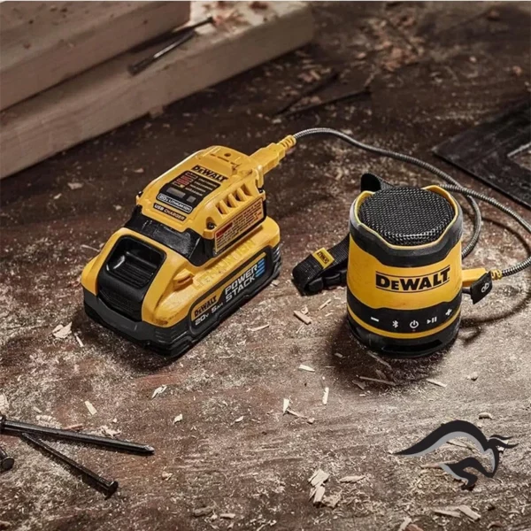 DCR008-6.webp Mini Parlante Bluetooth 12V / 20V USB-C Dewalt DCR008