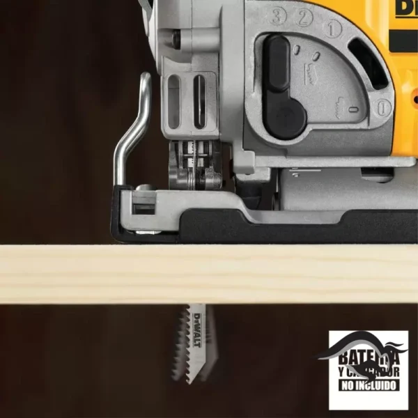 Sierra Caladora 1" 20V V.V. C.C. (Sin Baterias / Sin cargador) Dewalt DCS331B
