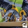 Sierra Circular 7 1/4" 60V Xr FlexVolt (Sin Baterias / Sin Cargador) Dewalt DCS578B-B3