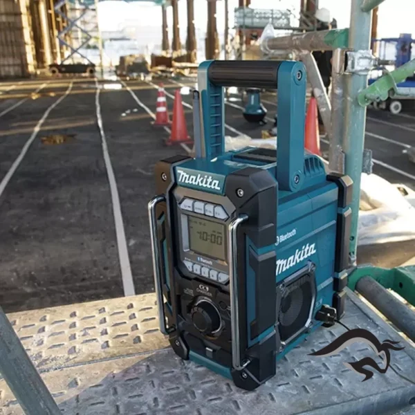 DMR300-2.webp Parlante BlueTooth LXT 18V - CXT 12V - AC / Conecta hasta 10 equipos a la vez DMR300 Makita