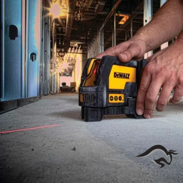 DW0822-3.webp Nivel Láser Cruz y Punto de Plomada Luz Roja 50 Mts Dewalt DW0822