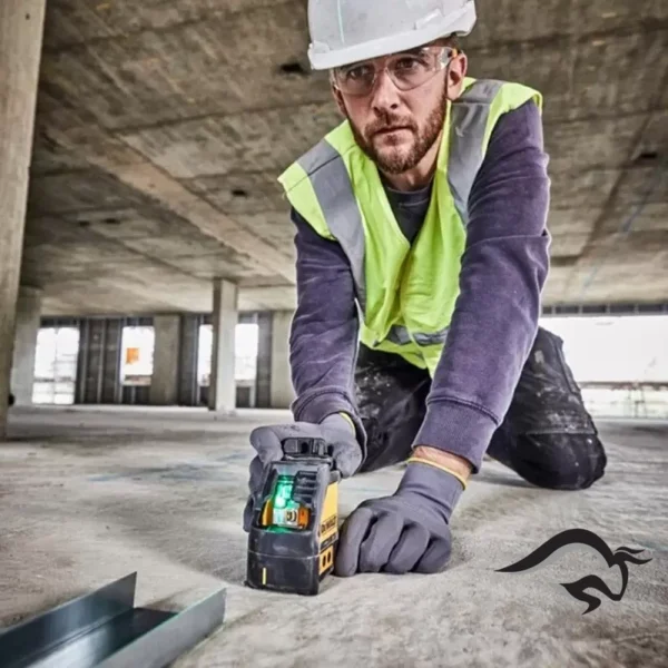 DW088CG-10.webp Nivel Láser de Líneas Cruzadas Luz Verde 20 Mts Dewalt DW088CG