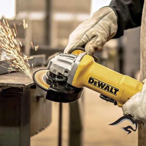 Amoladora Angular 4 1/2" - 5" 1200W 11000 rpm Dewalt DWE4212-B2