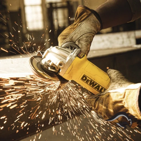 Amoladora Angular 4 1/2" 1500W 11000 rpm Dewalt DWE4314-B2