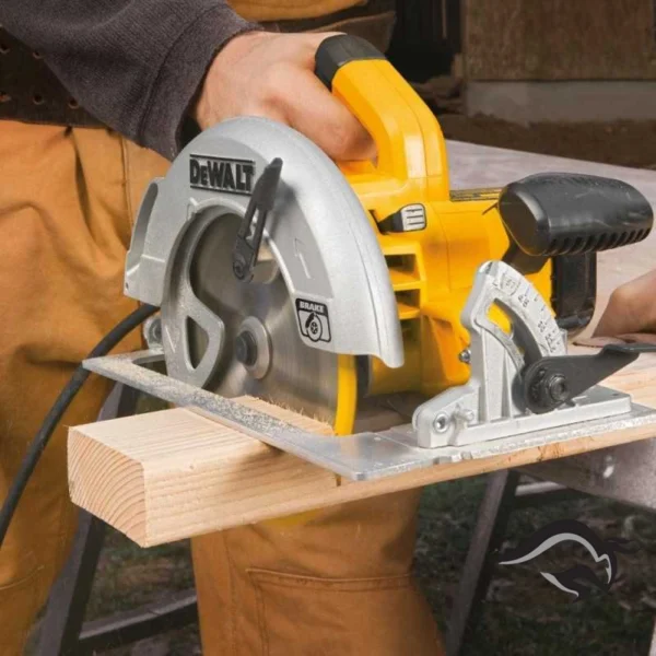 Sierra Circular 7 1/4" (184mm) 1800W Corte en 90° 65mm Dewalt DWE575-B2C