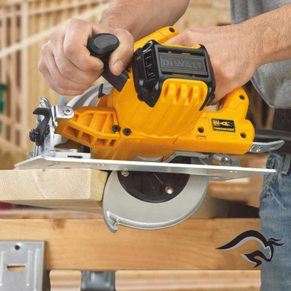 Sierra Circular 7 1/4" (184mm) 1800W Corte en 90° 65mm Dewalt DWE575-B2C