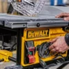 Sierra de Mesa 10" (254mm) 2000W Corte en 90° 79mm Dewalt DWE7492-B2