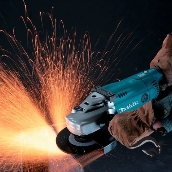 Amoladora Angular 7" 2200W 8500 rpm Makita GA7020