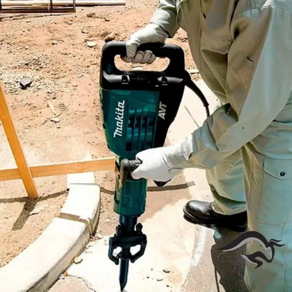 HM1317C-3.webp Martillo Demoledor Hexagonal 30mm. 1510w. / 25 J / 17.0Kg. AVT HM1317C