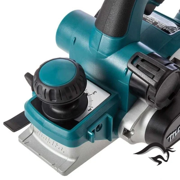 KP0810C-3.webp Cepillo Eléctrico 3 1/4" 1050W 4mm Makita KP0810C