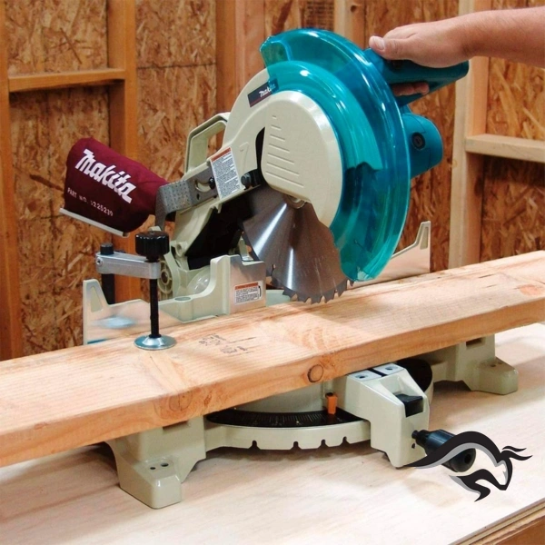 Sierra Ingleteadora 12" (305mm) 1650W Makita LS1221