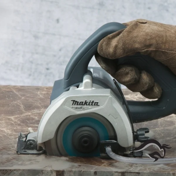 Sierra Marmolera 4 3/8" 1200W 13800 rpm Makita MT M0400BC