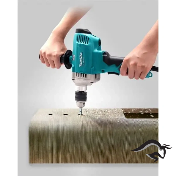 M6201B-3.webp Taladro de Rotación 1/2" 750W 600 rpm Makita MT M6201B