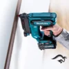 Clavadora 19/32" - 1 3/8" 40V XGT BL Baretool Makita PT001GZ