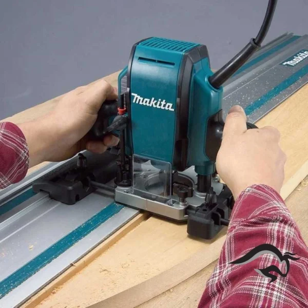 RP0900-2.webp Ruteadora 3/8" - 1/4" 900W 35 mm Makita RP0900
