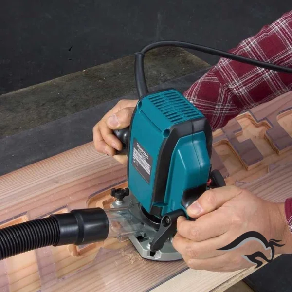 RP0900-3.webp Ruteadora 3/8" - 1/4" 900W 35 mm Makita RP0900