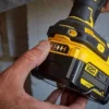 SB204-B2-3.webp Batería Ion De Litio 20 V 4.0 Ah Fatmax Stanley SB204-B2