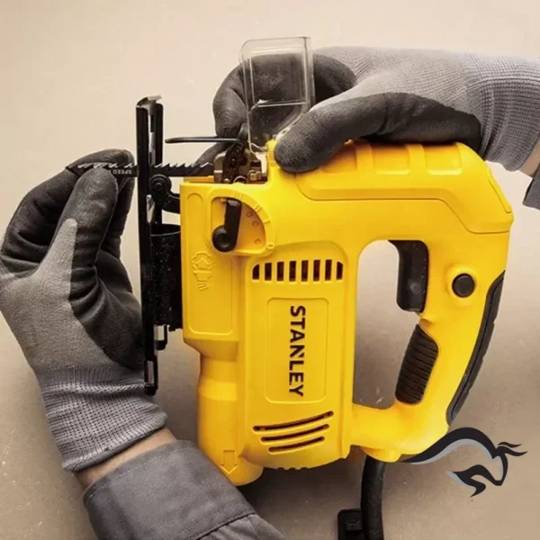 Sierra Caladora 600W 3000 spm Stanley SJ60K-B2