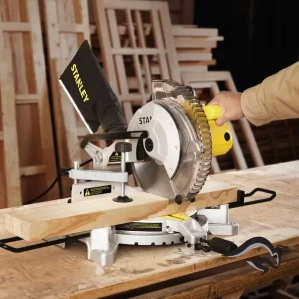 Sierra Ingleteadora 10" (254mm) 1650W Stanley SM16-B2
